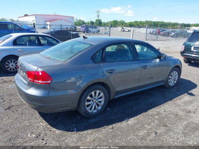 Volkswagen Passat 1.8t Wolfsburg Edition