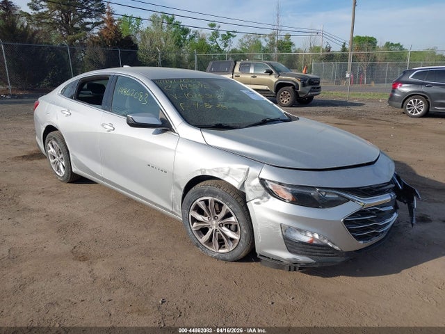 Salvage Chevrolet Malibu Image