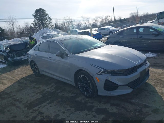 Salvage Kia K5 Image