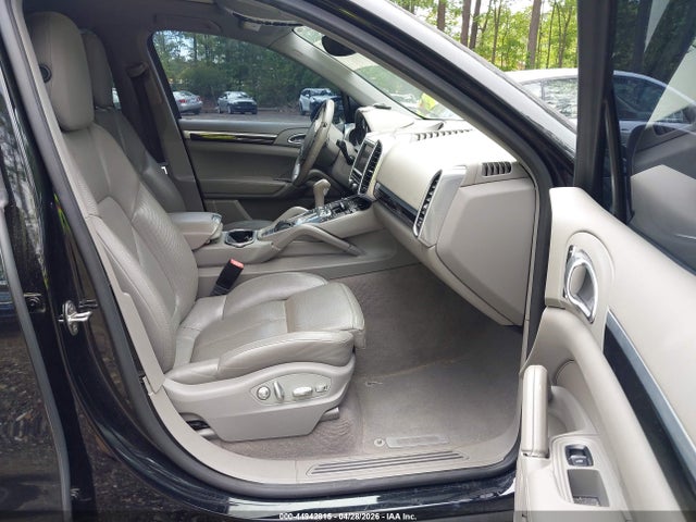 Porsche Cayenne Platinum Edition