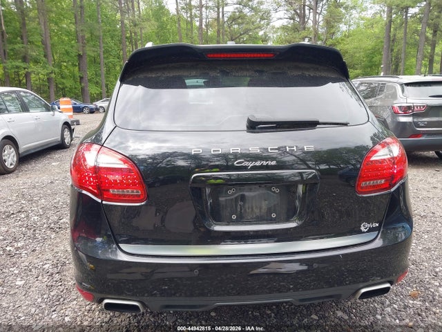 Porsche Cayenne Platinum Edition