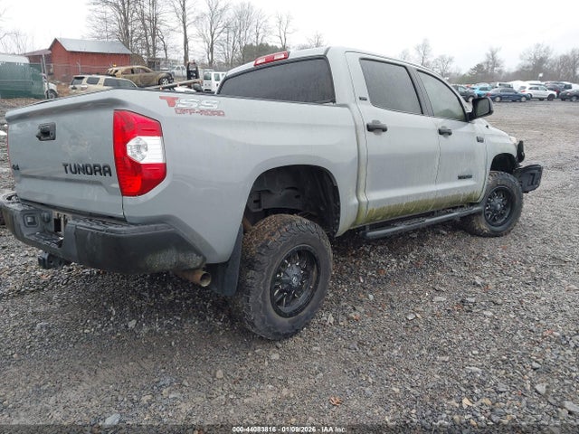 Toyota Tundra Sr5 5.7l V8