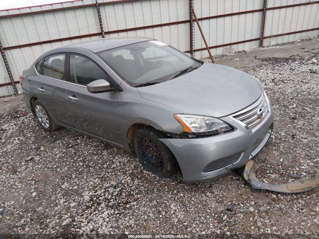 Salvage Nissan Sentra Image