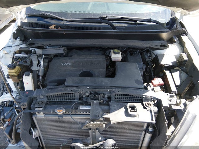 Nissan Pathfinder Platinum