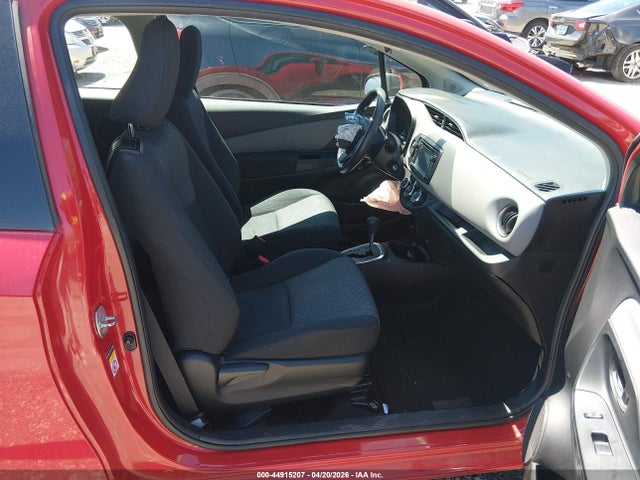 Toyota Yaris Le