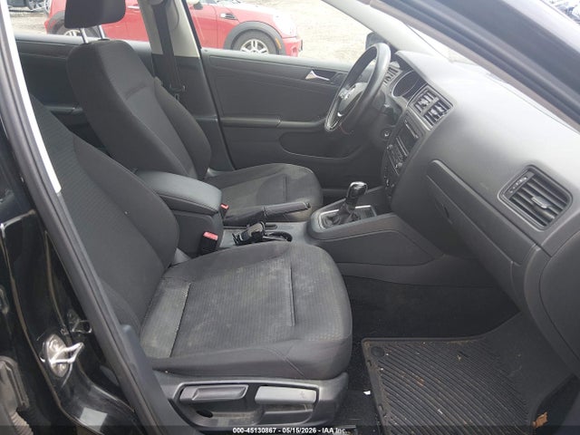 Volkswagen Jetta 2.0l S