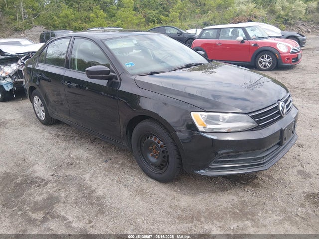 Salvage Volkswagen Jetta Image