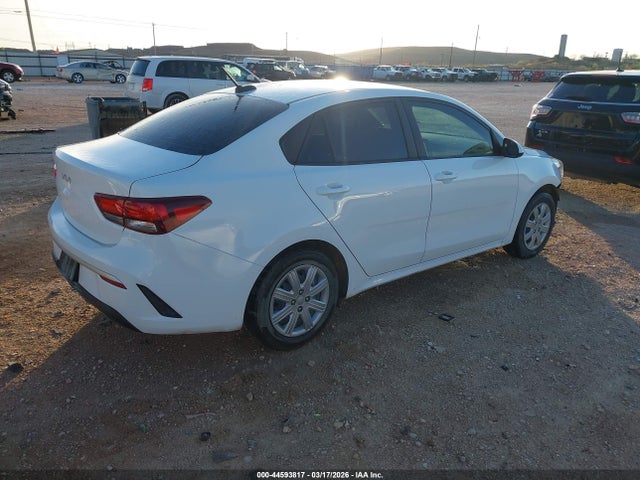 Kia Rio S