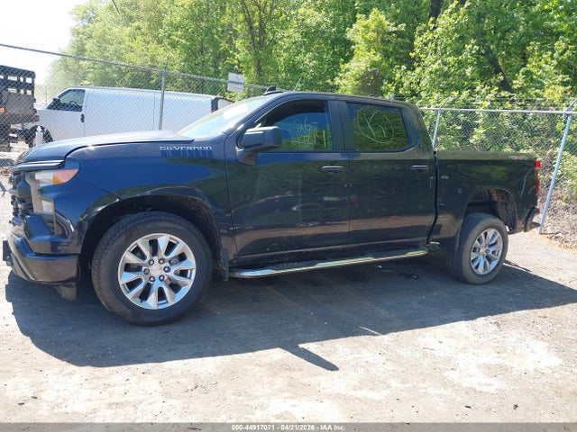 Chevrolet Silverado 1500 4wd  Short Bed Custom
