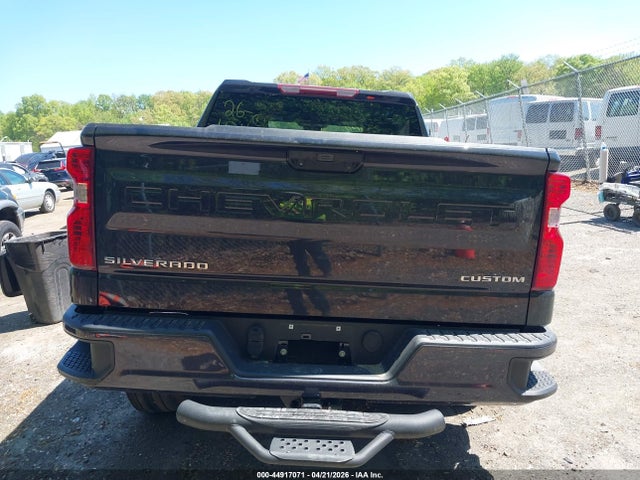 Chevrolet Silverado 1500 4wd  Short Bed Custom