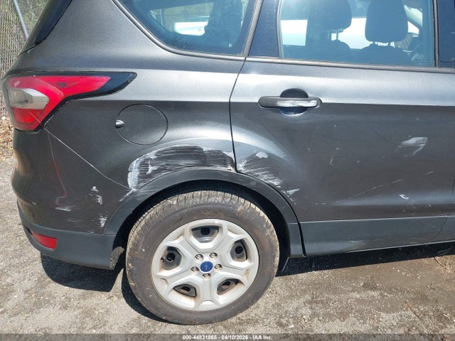 Ford Escape S