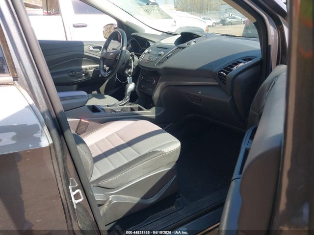 Ford Escape S
