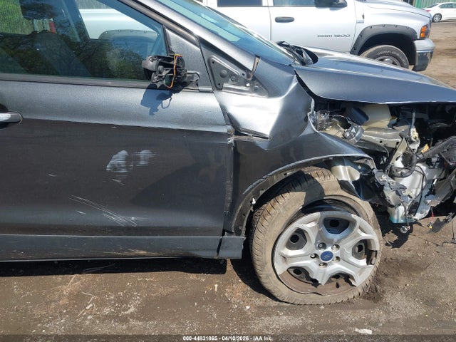 Ford Escape S