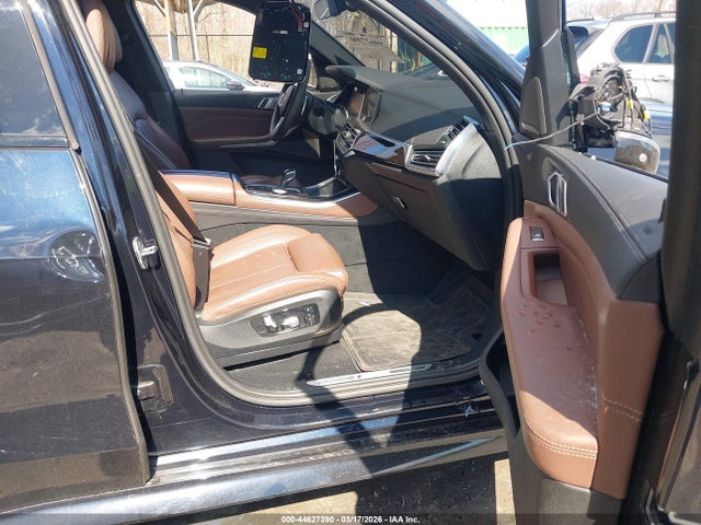 BMW X Series M50i