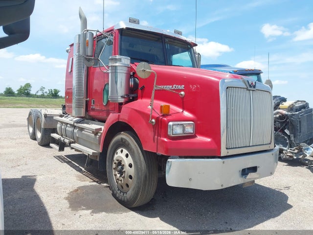 Salvage Western Star 4900 Set Back Axle Image