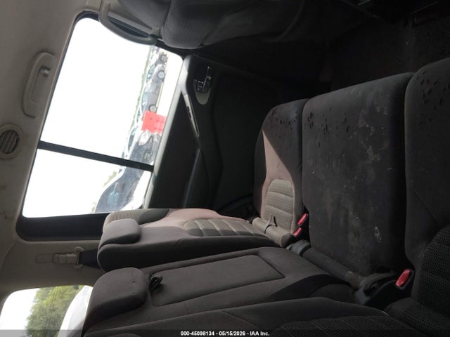 Nissan Pathfinder Se