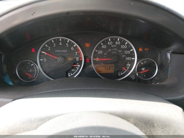 Nissan Pathfinder Se