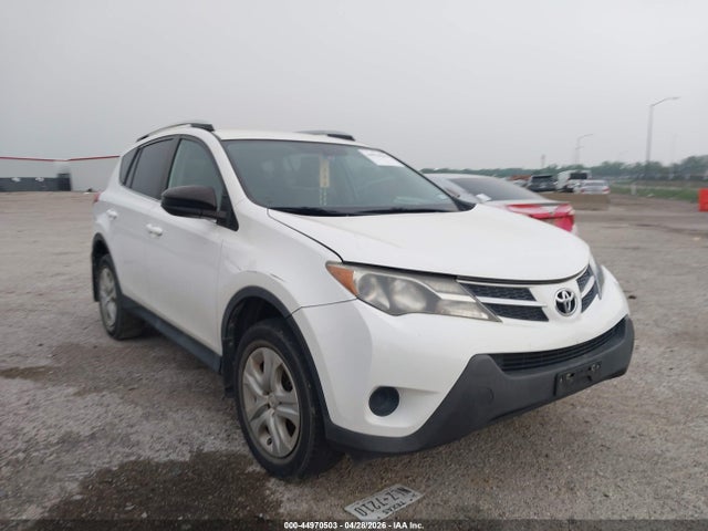 Salvage Toyota RAV4 Image