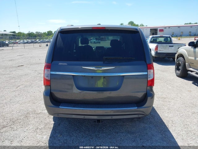 Chrysler Town & Country Touring-l