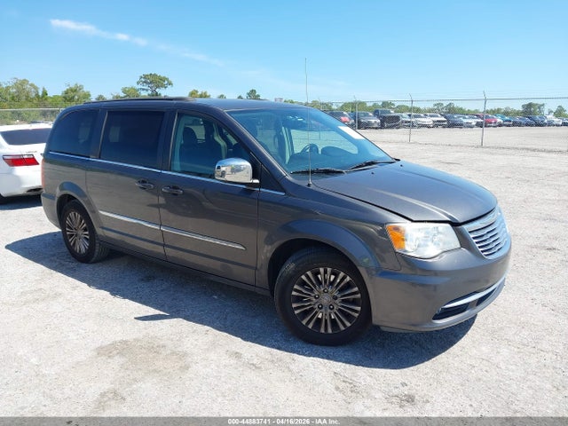 Salvage Chrysler Town & Country Image