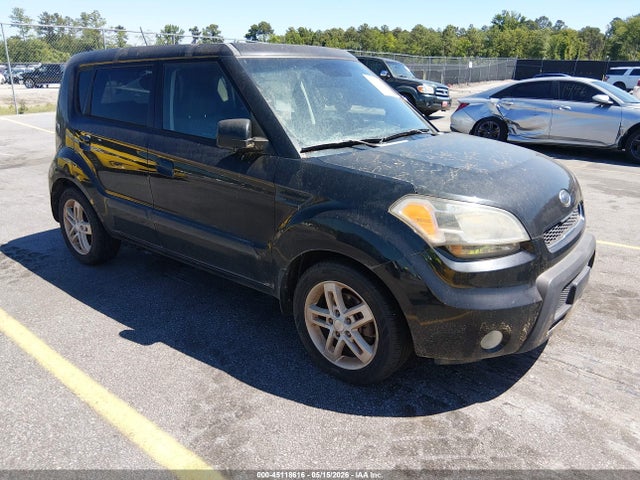 Salvage Kia Soul Image