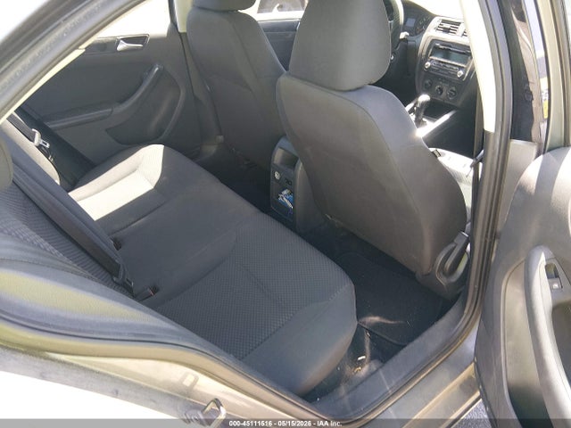 Volkswagen Jetta 2.0l S