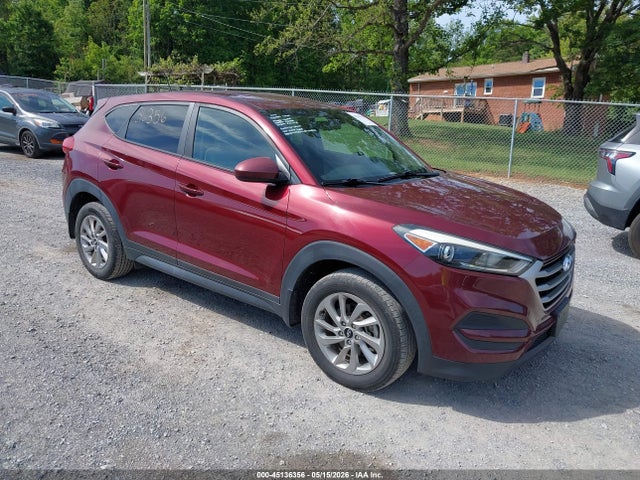 Salvage Hyundai TUCSON Image