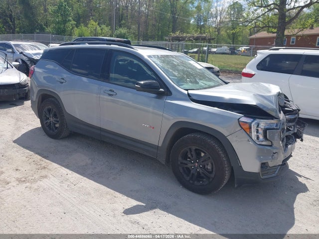 Salvage GMC Terrain Image