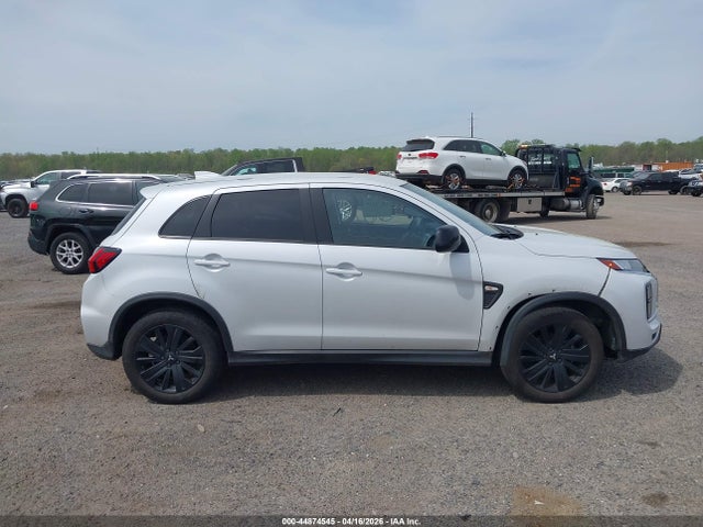 Mitsubishi Outlander 2.0 Le Awc
