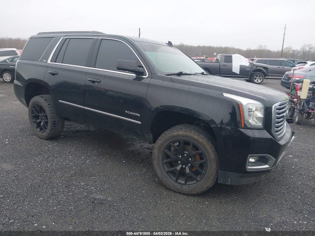 Salvage GMC Yukon Image