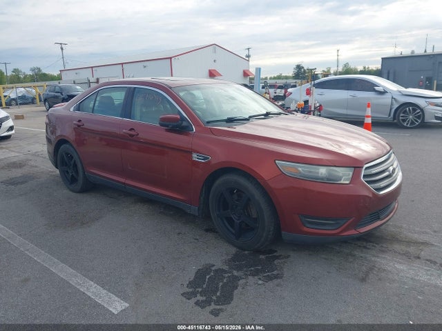 Salvage Ford Taurus Image