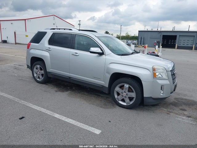 Salvage GMC Terrain Image