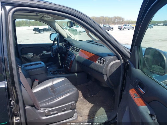 Chevrolet Suburban 1500 Lt