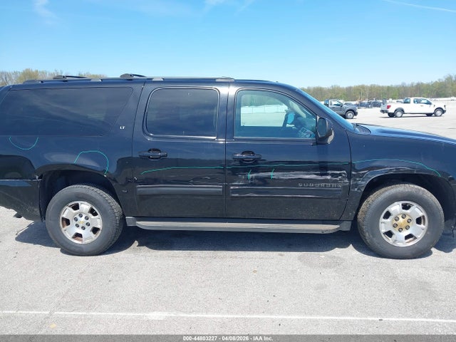 Chevrolet Suburban 1500 Lt