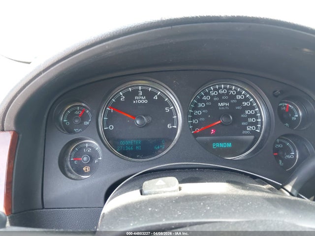 Chevrolet Suburban 1500 Lt