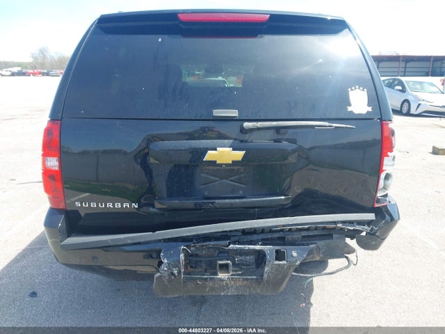 Chevrolet Suburban 1500 Lt