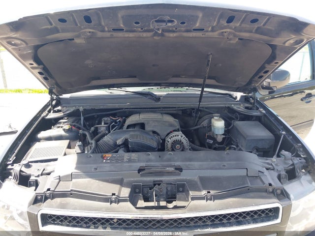 Chevrolet Suburban 1500 Lt