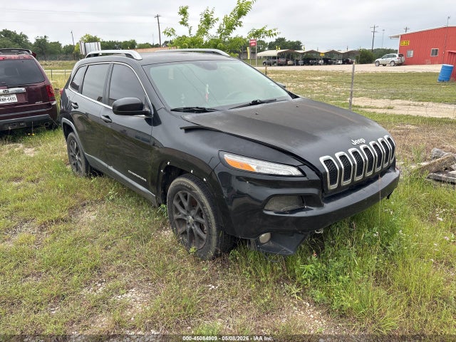 Salvage Jeep Cherokee Image