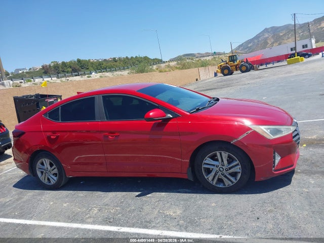 Hyundai ELANTRA Sel
