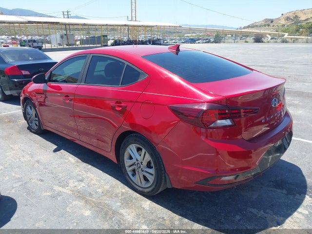Hyundai ELANTRA Sel