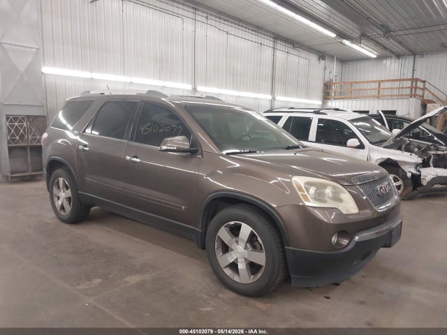 Salvage GMC Acadia Image