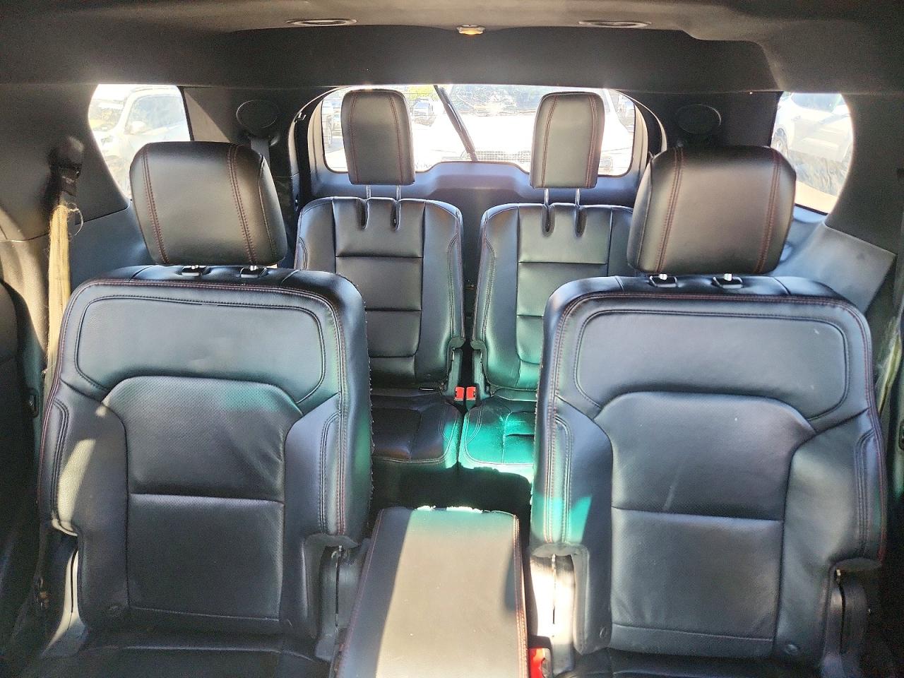 Ford Explorer Sport