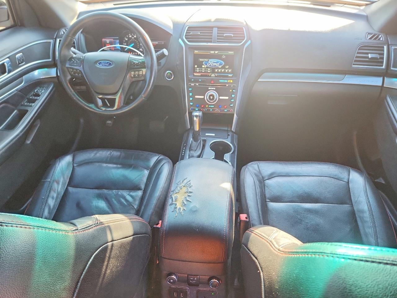 Ford Explorer Sport
