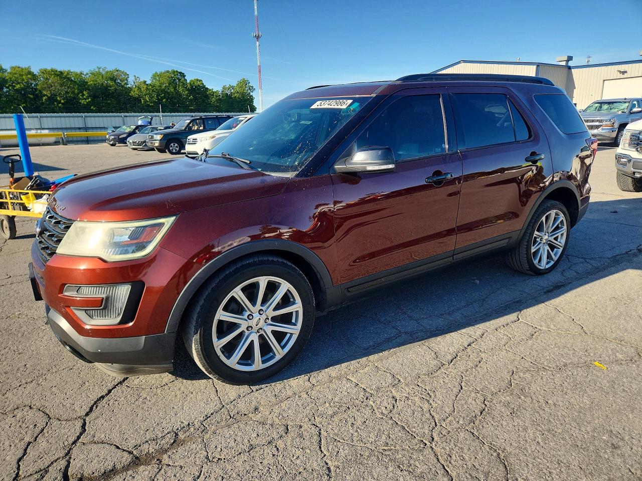 Salvage Ford Explorer Image
