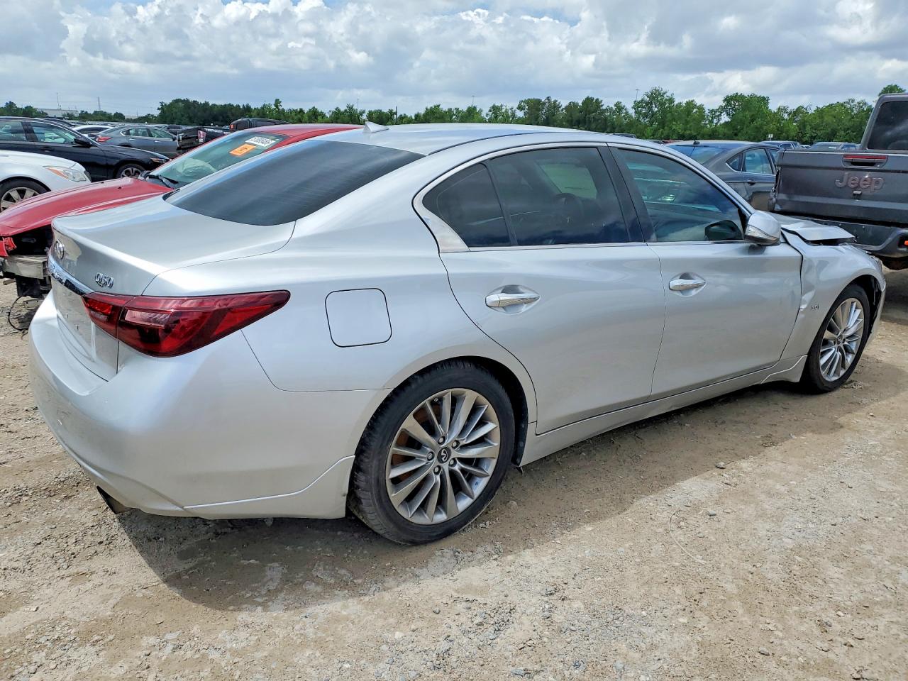 INFINITI Q50 3.0t L 3.0t Luxe