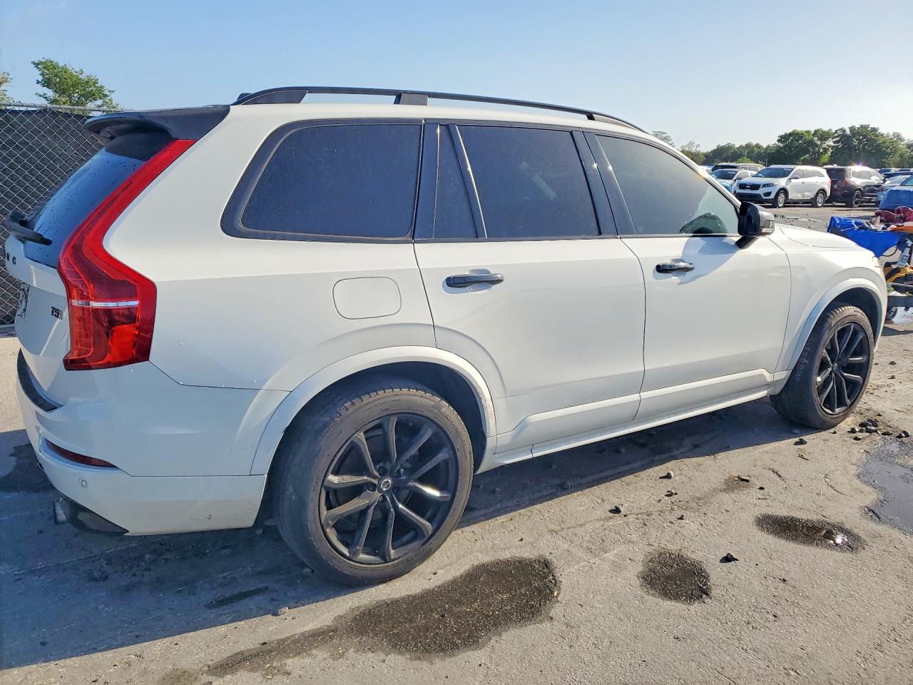 Volvo XC90 T5 Momentum