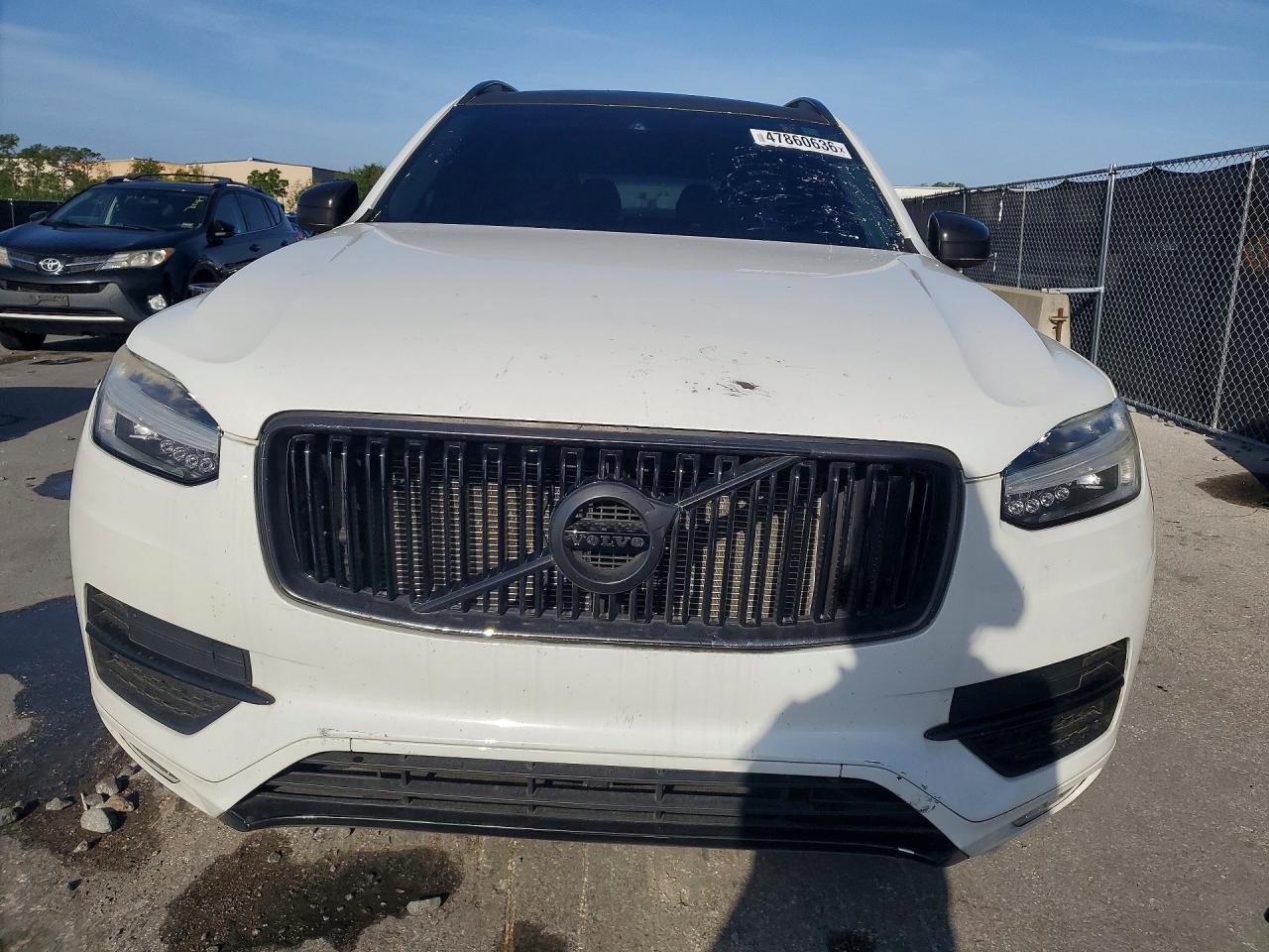 Volvo XC90 T5 Momentum