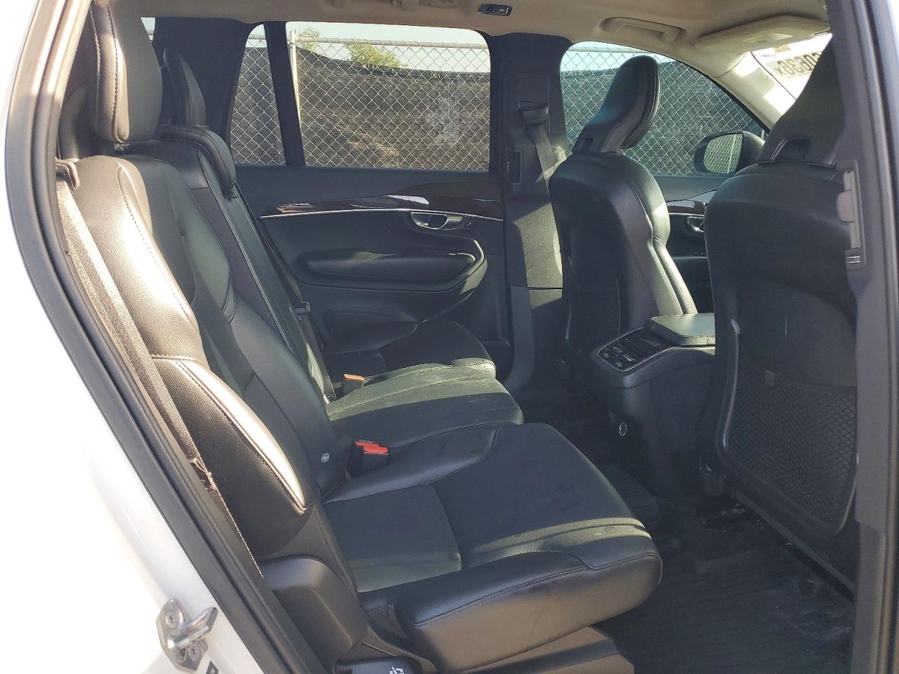 Volvo XC90 T5 Momentum