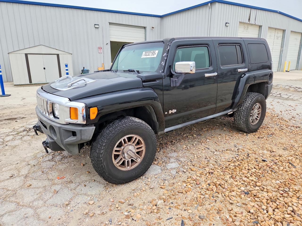 Salvage HUMMER H3 Image
