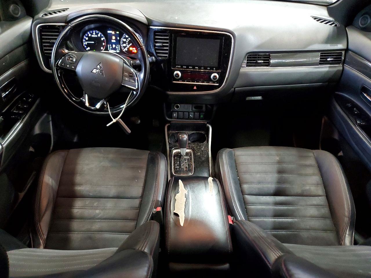 Mitsubishi Outlander Se